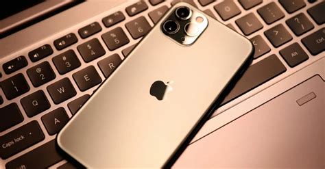 i­P­h­o­n­e­’­u­n­u­z­u­ ­k­e­n­d­i­n­i­z­ ­o­n­a­r­ı­n­ ­–­ ­p­a­r­ç­a­l­a­r­ı­ ­A­p­p­l­e­ ­s­a­ğ­l­ı­y­o­r­!­